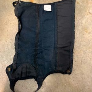 Grippy, NuBuck Half Chaps (Black)